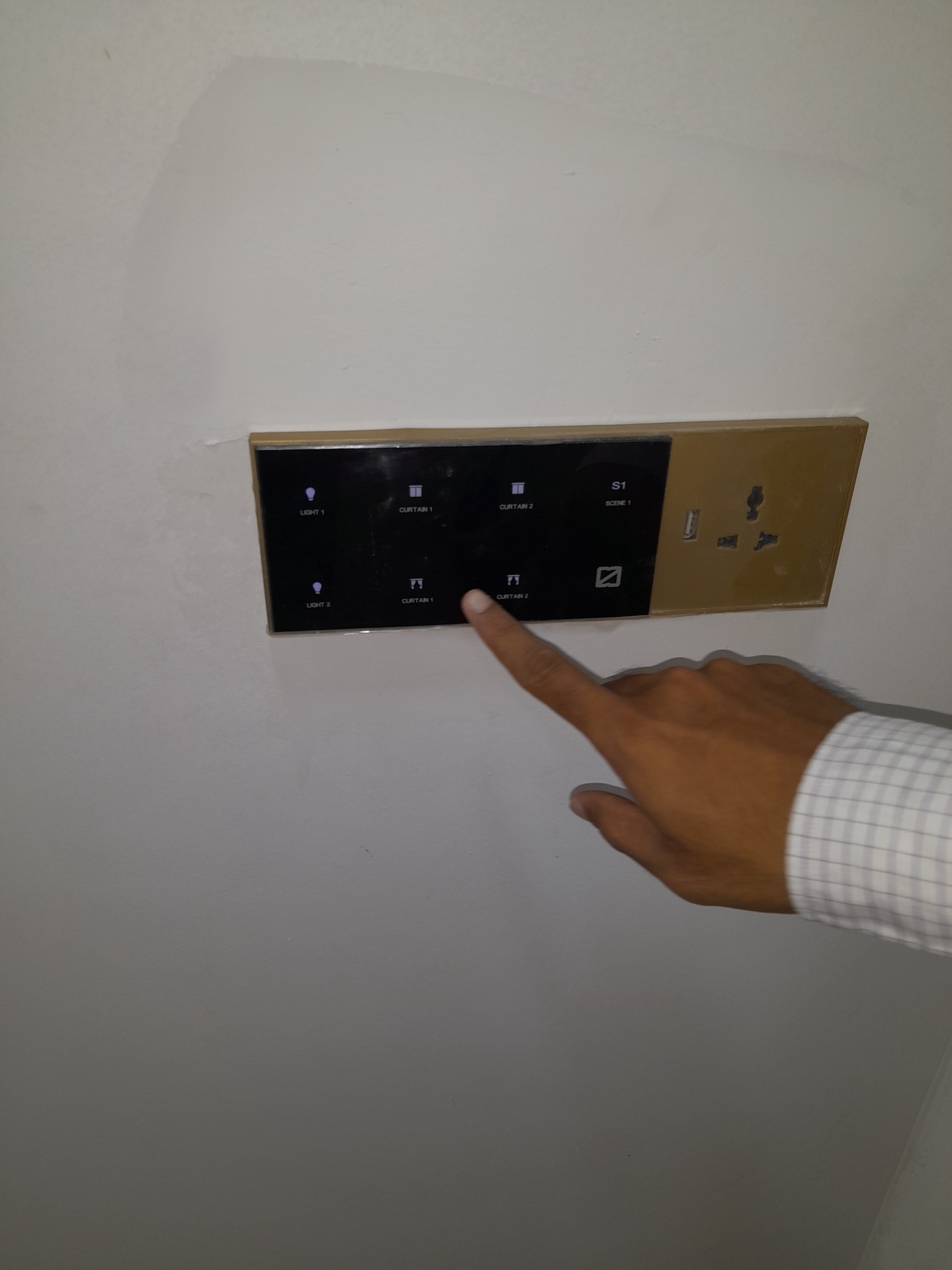 Curtain control panel