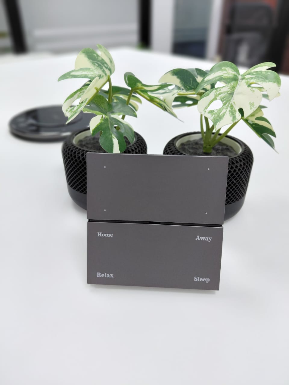 Smart home touchscreen display